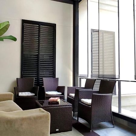 Selecta Elegante Apartamento Con Patio En Centro Historico เซบีญา ภายนอก รูปภาพ