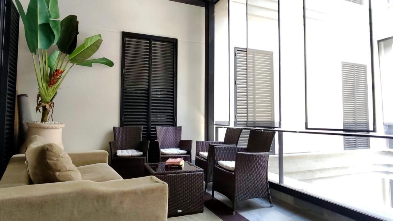 Selecta Elegante Apartamento Con Patio En Centro Historico เซบีญา ภายนอก รูปภาพ