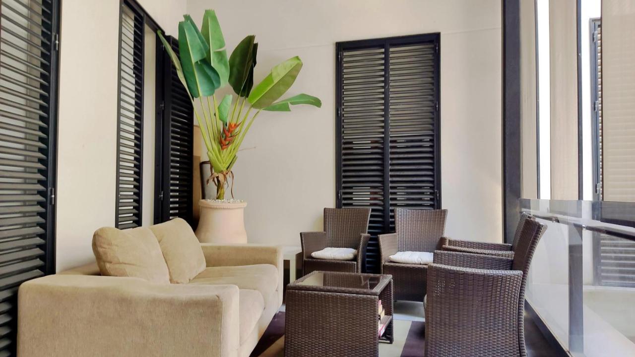 Selecta Elegante Apartamento Con Patio En Centro Historico เซบีญา ภายนอก รูปภาพ