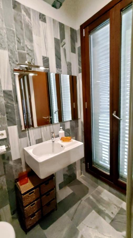Selecta Elegante Apartamento Con Patio En Centro Historico เซบีญา ภายนอก รูปภาพ